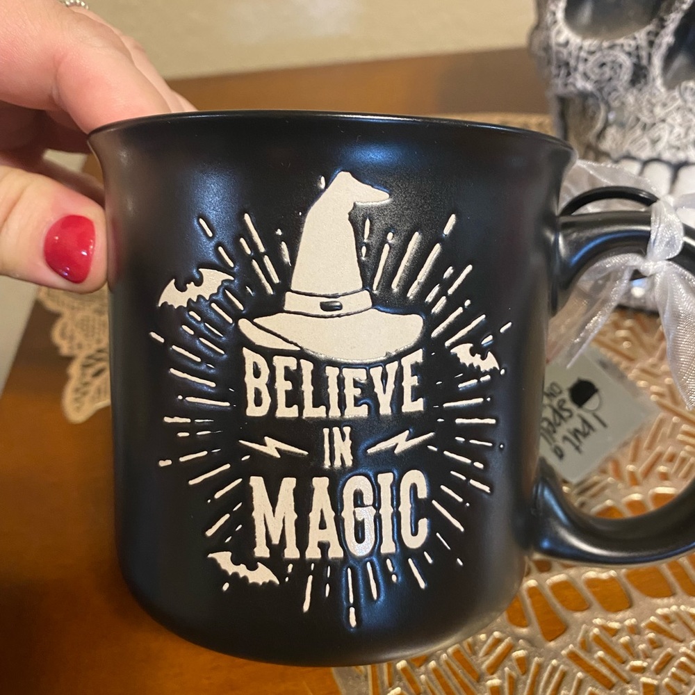 NWOT Believe in Magic Coffee Mug - Picture 4 of 10